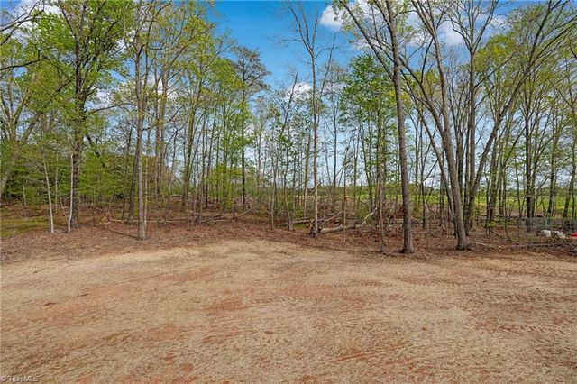 140 Bud Road, Reidsville, NC 27320