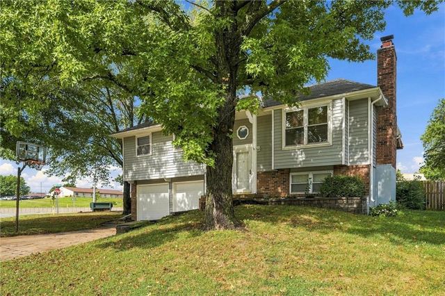 16612 W 125th Street, Olathe, KS 66062