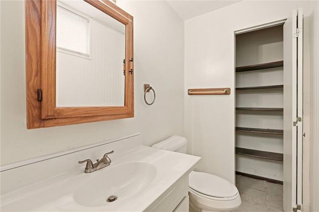 16612 W 125th Street, Olathe, KS 66062