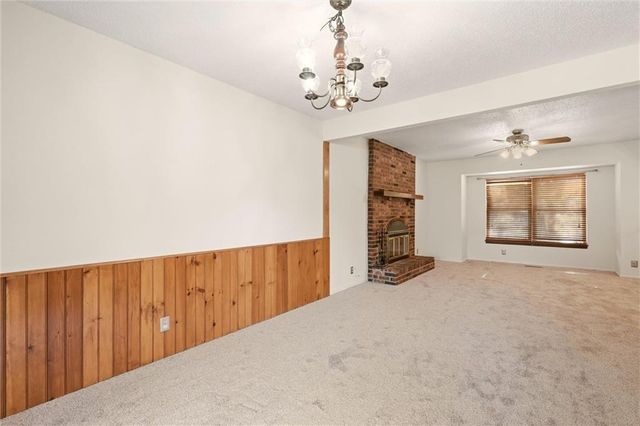 16612 W 125th Street, Olathe, KS 66062
