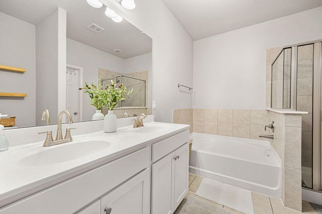 16535 Twinwalker Drive, Houston, TX 77049