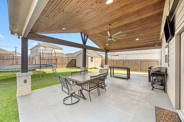 16535 Twinwalker Drive, Houston, TX 77049