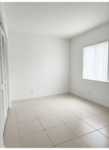 8820 Royal Palm Boulevard 104, Coral Springs, FL 33065