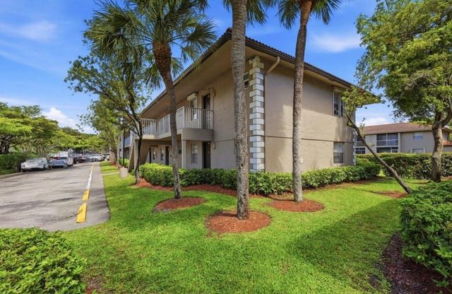 8820 Royal Palm Boulevard 104, Coral Springs, FL 33065