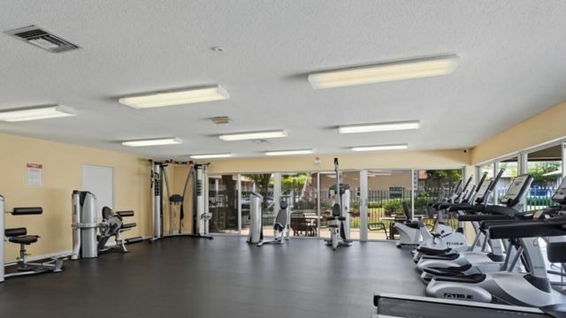 8820 Royal Palm Boulevard 104, Coral Springs, FL 33065