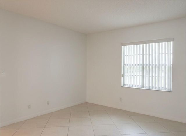 8820 Royal Palm Boulevard 104, Coral Springs, FL 33065