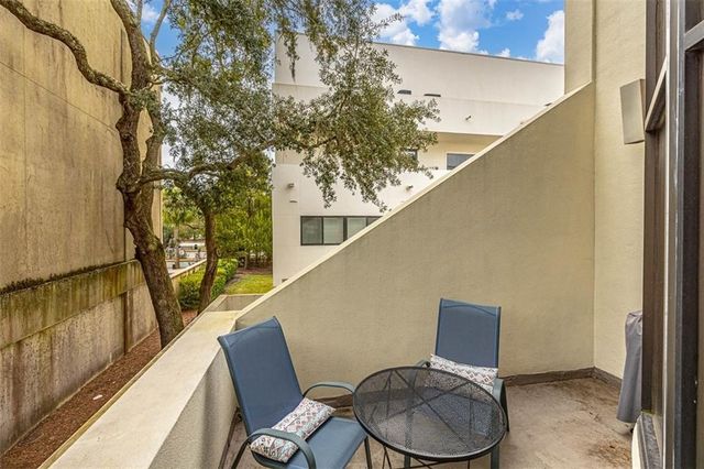 548 Oglethorpe Ave 11, St Simons Island, GA 31522