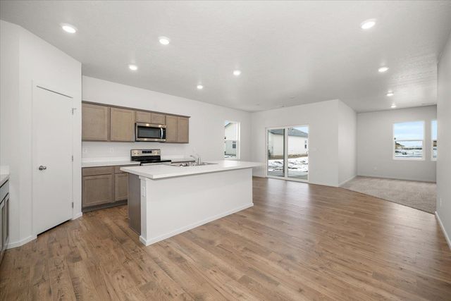 5829 S Zabo Rd, Spokane, WA 99224