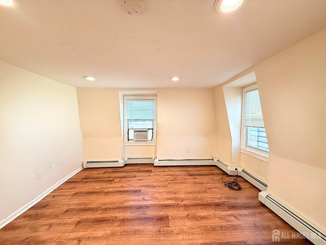 410 High Street 3, Perth Amboy, NJ 08861