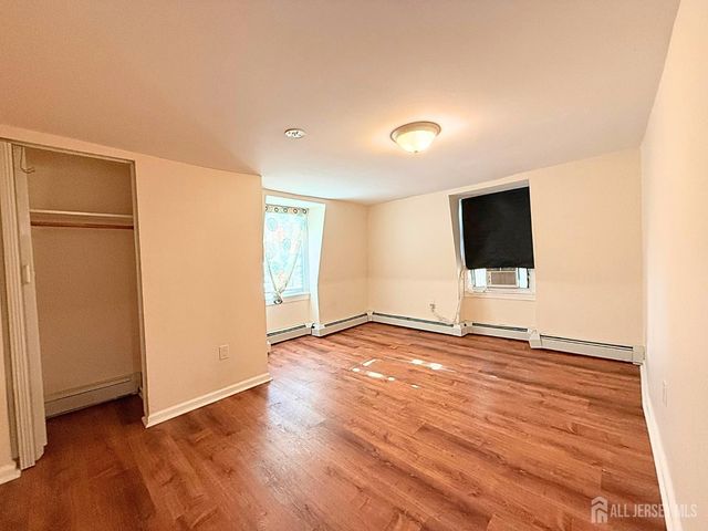 410 High Street 3, Perth Amboy, NJ 08861