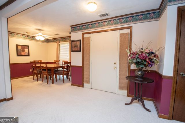 95 Beaver Run, Lagrange, GA 30241