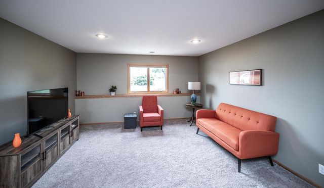 11100 Dupont Court, Elko New Market, MN 55020