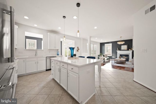 23246 MINERVA DR, Brambleton, VA 20148