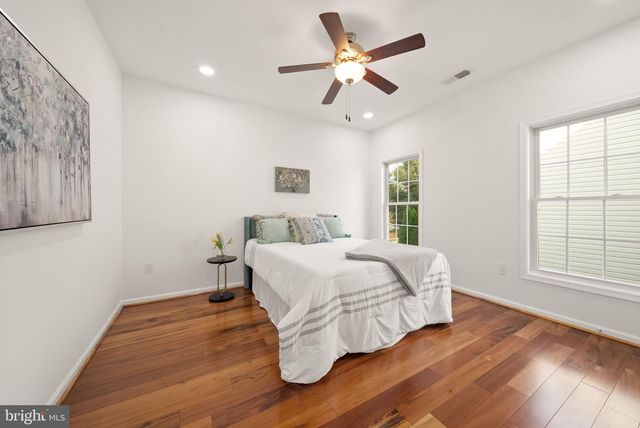 23246 MINERVA DR, Brambleton, VA 20148