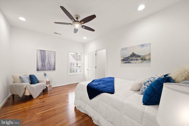 23246 MINERVA DR, Brambleton, VA 20148