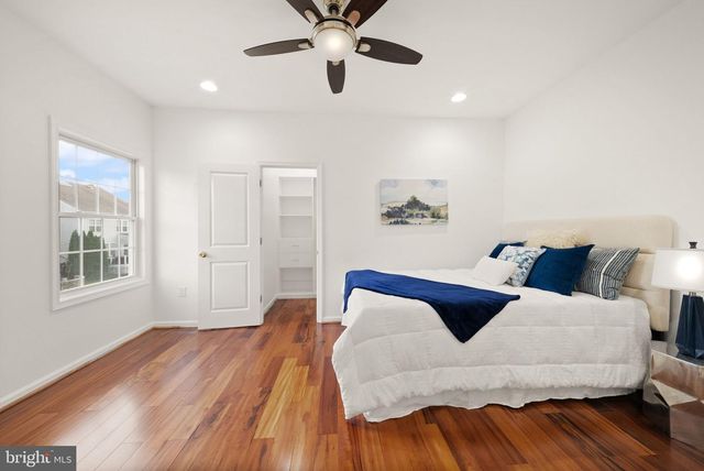 23246 MINERVA DR, Brambleton, VA 20148