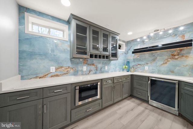 23246 MINERVA DR, Brambleton, VA 20148