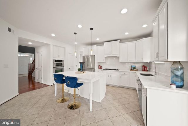 23246 MINERVA DR, Brambleton, VA 20148