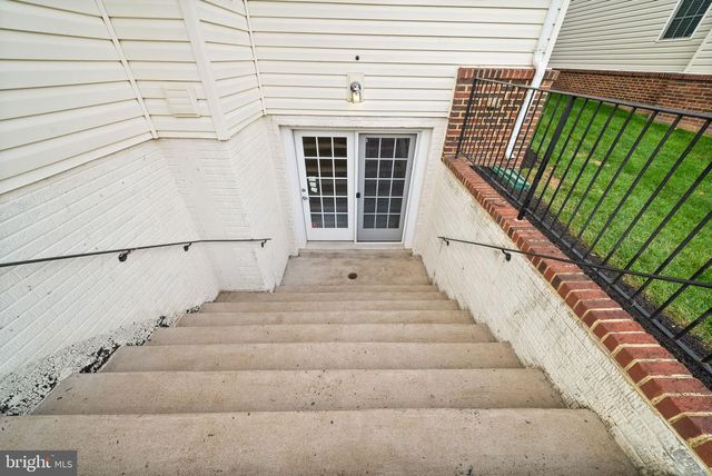 23246 MINERVA DR, Brambleton, VA 20148