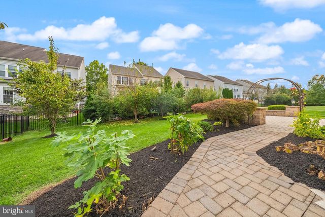 23246 MINERVA DR, Brambleton, VA 20148