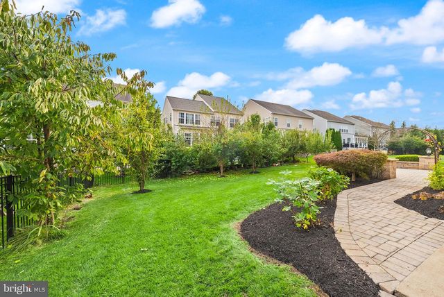 23246 MINERVA DR, Brambleton, VA 20148
