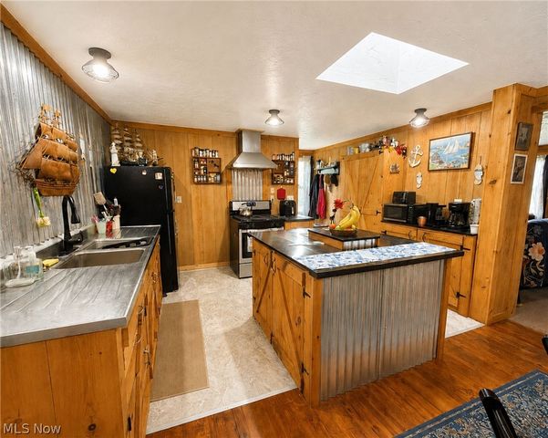 100 Point View, Weirton, WV 26062
