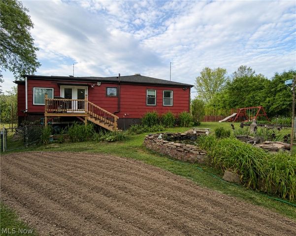 100 Point View, Weirton, WV 26062