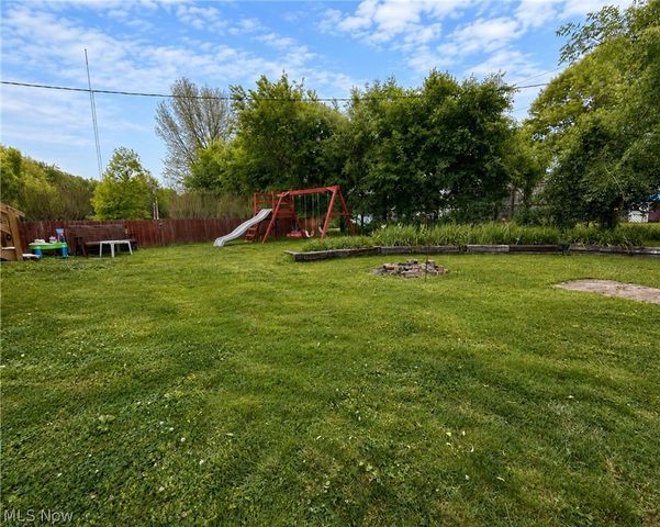100 Point View, Weirton, WV 26062