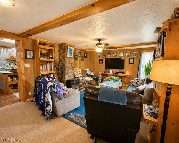 100 Point View, Weirton, WV 26062