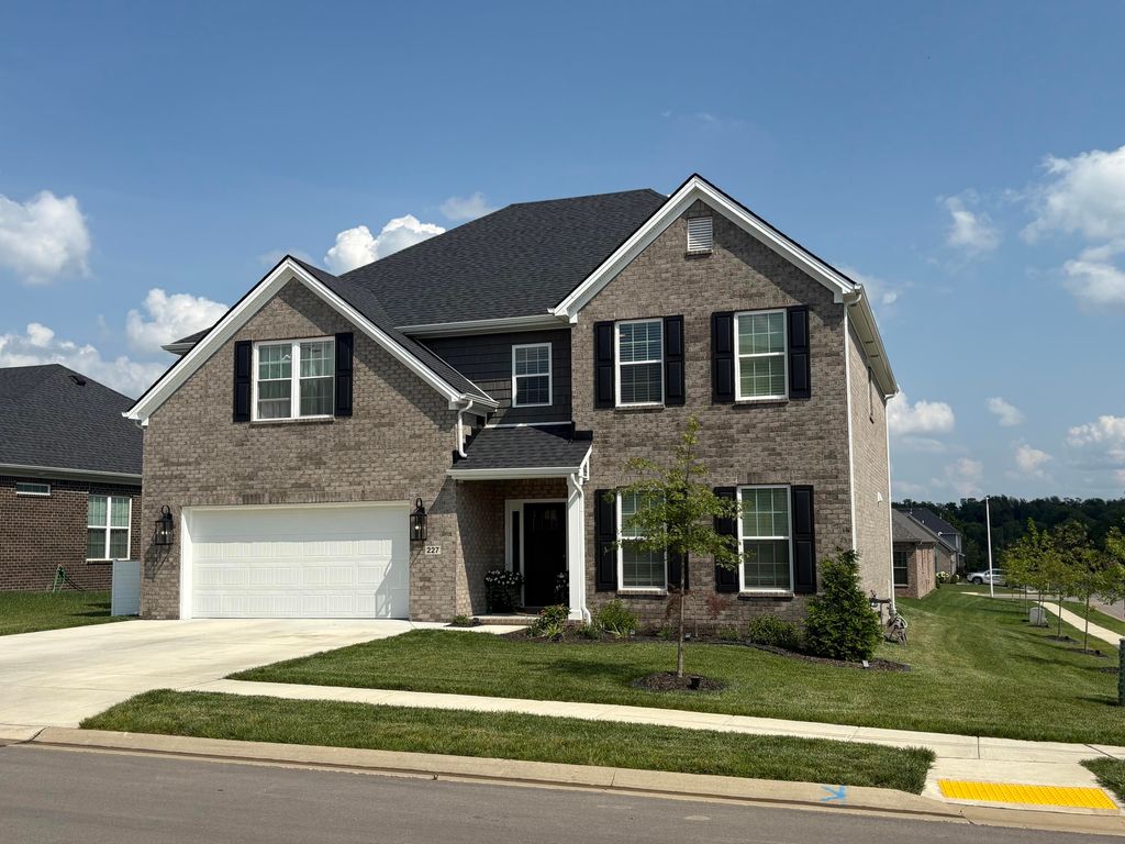227 Squires Circle, Lexington, KY 40515