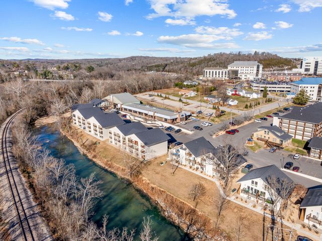 403 Veterans Boulevard E-380, Branson, MO 65616