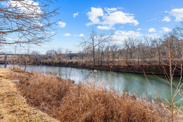 403 Veterans Boulevard E-380, Branson, MO 65616