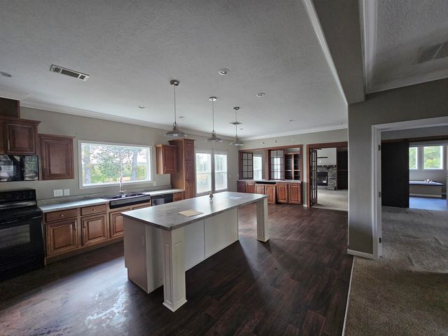 90 County Road 1110, Daingerfield, TX 75638