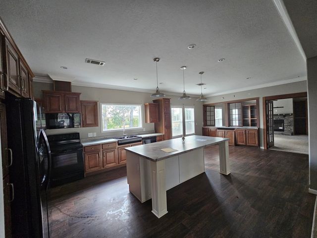 90 County Road 1110, Daingerfield, TX 75638