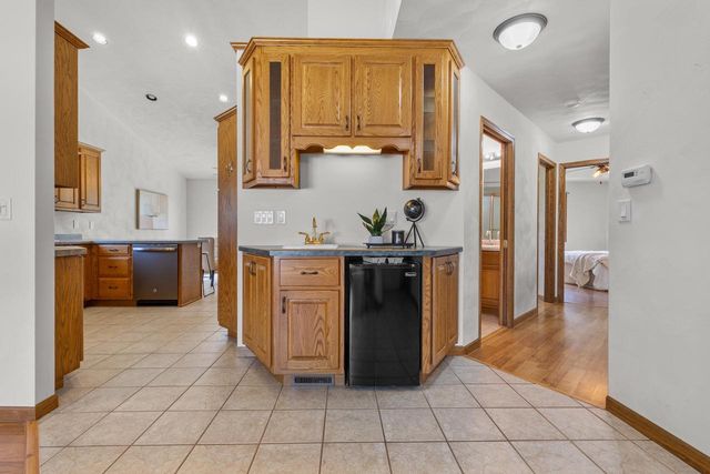 N9513 CATHY COURT, Appleton, WI 54915