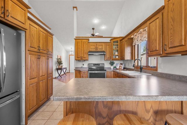 N9513 CATHY COURT, Appleton, WI 54915