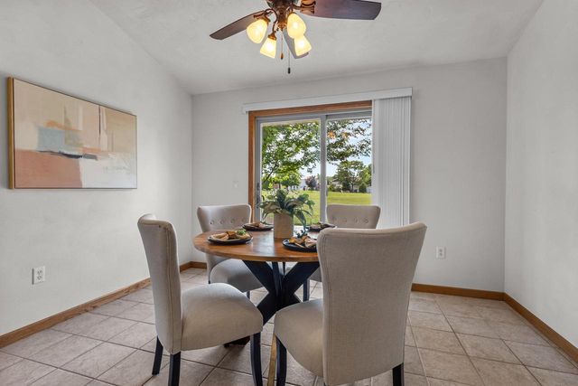 N9513 CATHY COURT, Appleton, WI 54915
