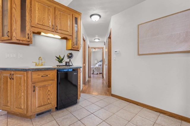 N9513 CATHY COURT, Appleton, WI 54915