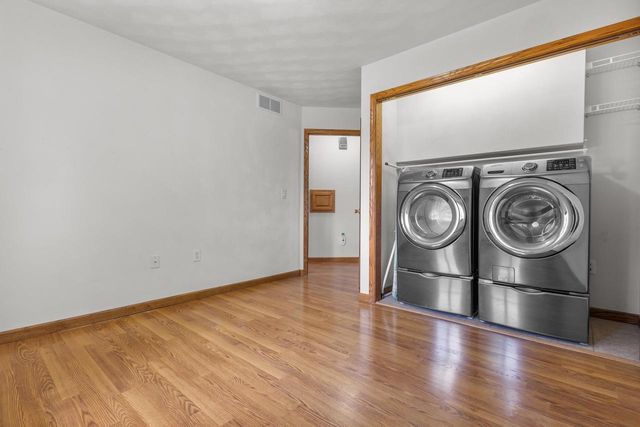 N9513 CATHY COURT, Appleton, WI 54915