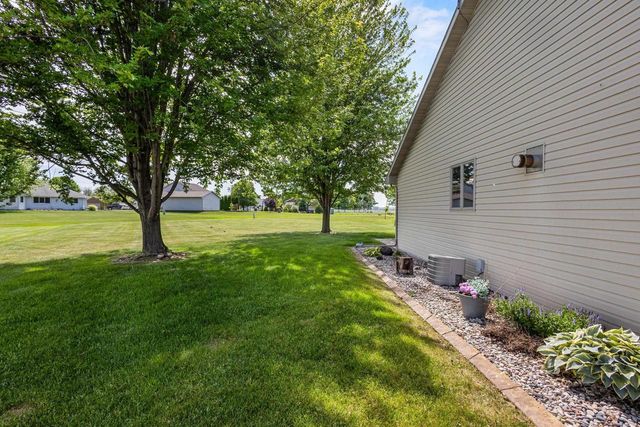 N9513 CATHY COURT, Appleton, WI 54915