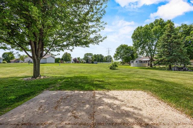 N9513 CATHY COURT, Appleton, WI 54915