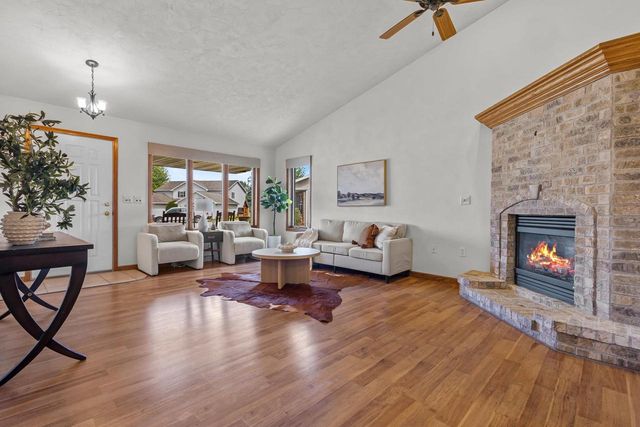 N9513 CATHY COURT, Appleton, WI 54915