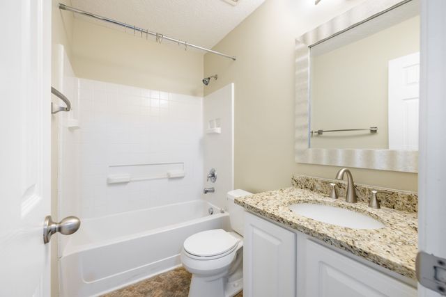 8104 Valley Oak Dr, Brentwood, TN 37027