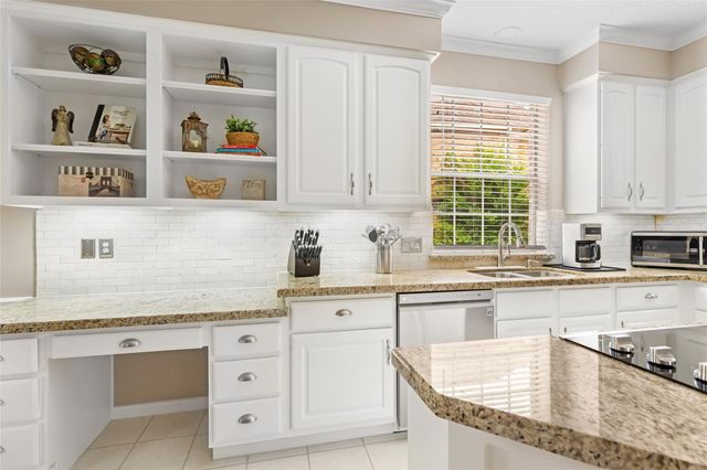 3623 Clover Creek Drive, Kingwood, TX 77345