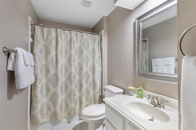 3623 Clover Creek Drive, Kingwood, TX 77345