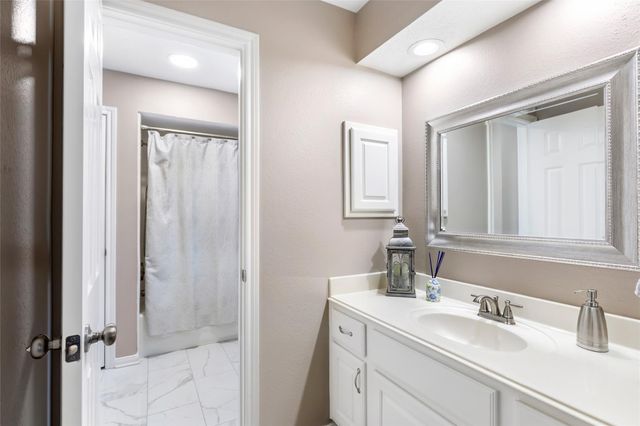 3623 Clover Creek Drive, Kingwood, TX 77345