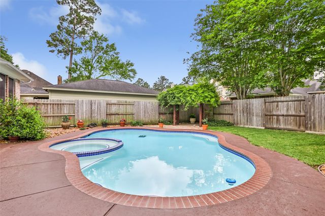 3623 Clover Creek Drive, Kingwood, TX 77345