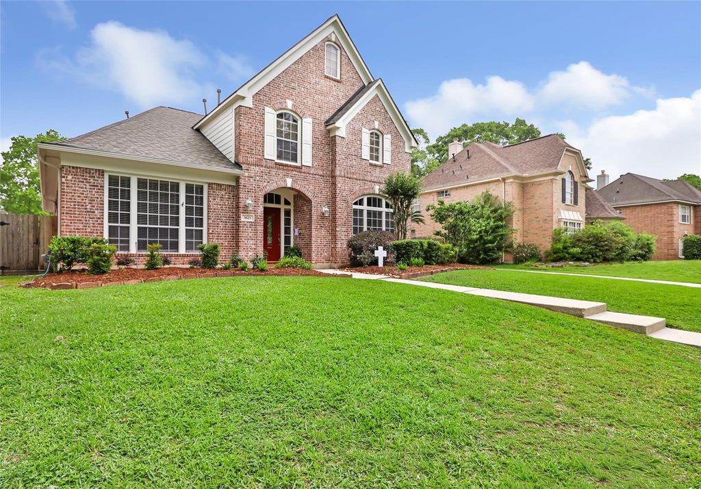 3623 Clover Creek Drive, Kingwood, TX 77345