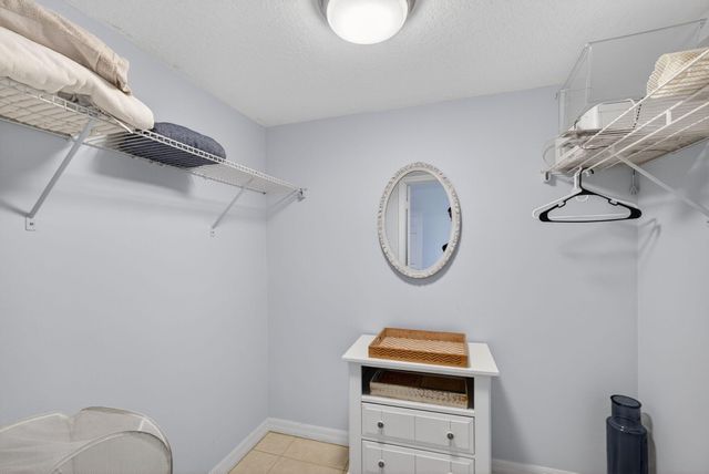 2950 SE Ocean Blvd Boulevard, Stuart, FL 34996