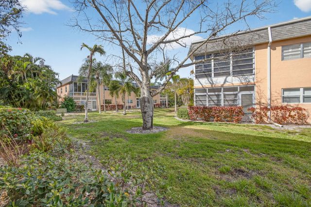 2950 SE Ocean Blvd Boulevard, Stuart, FL 34996